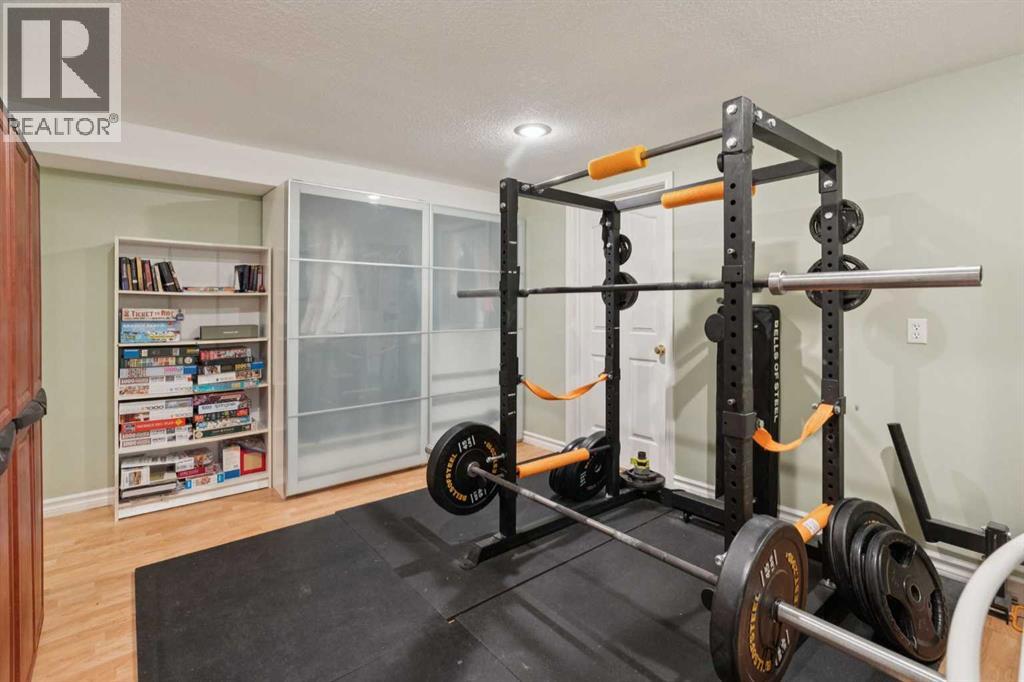 9724 Oakhill Drive Sw, Calgary, Alberta  T2V 3W5 - Photo 25 - A2290571