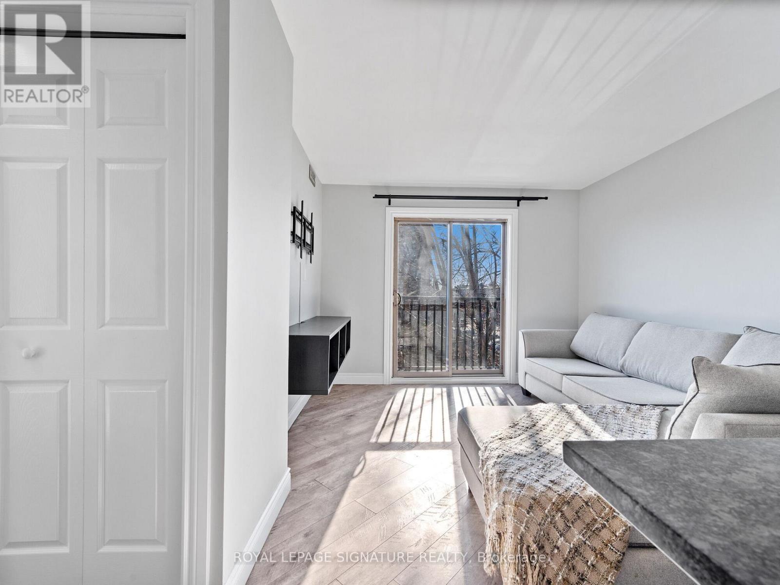 312 - 28 Victoria Avenue N, Hamilton, Ontario  L8L 5E1 - Photo 8 - X12863220