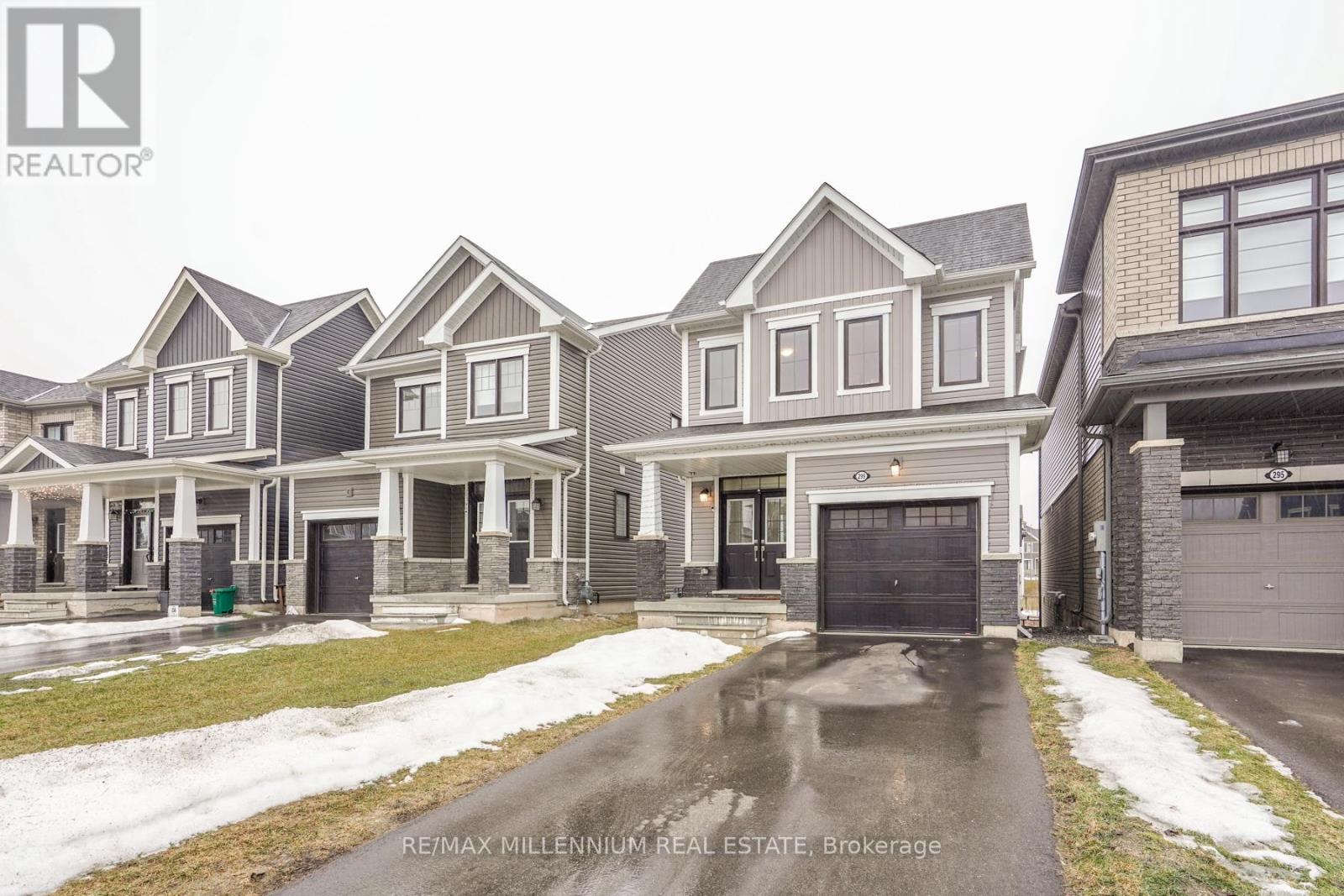 299 Vanilla Trail, Thorold, Ontario  L2V 0K8 - Photo 2 - X12863342