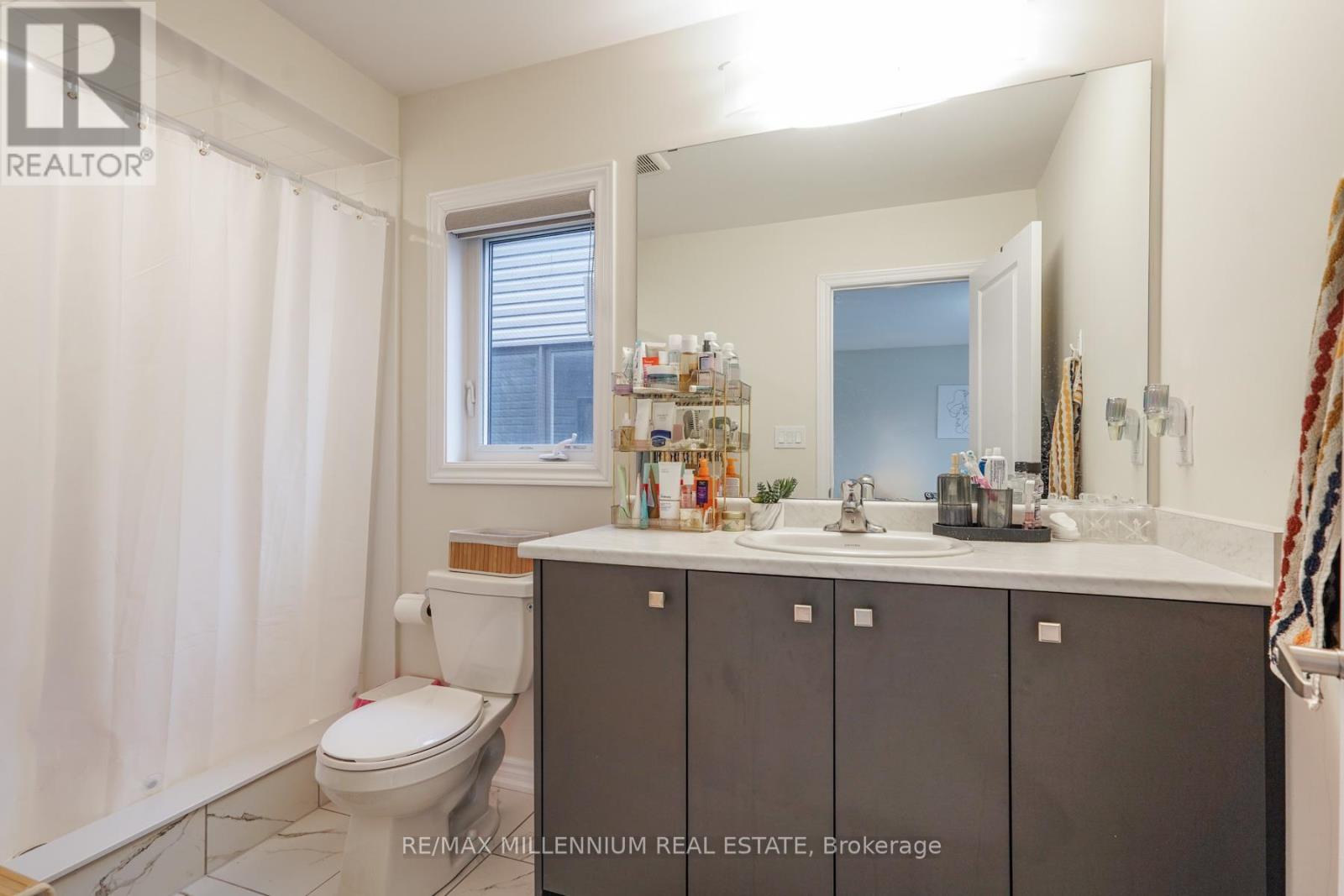 299 Vanilla Trail, Thorold, Ontario  L2V 0K8 - Photo 22 - X12863342