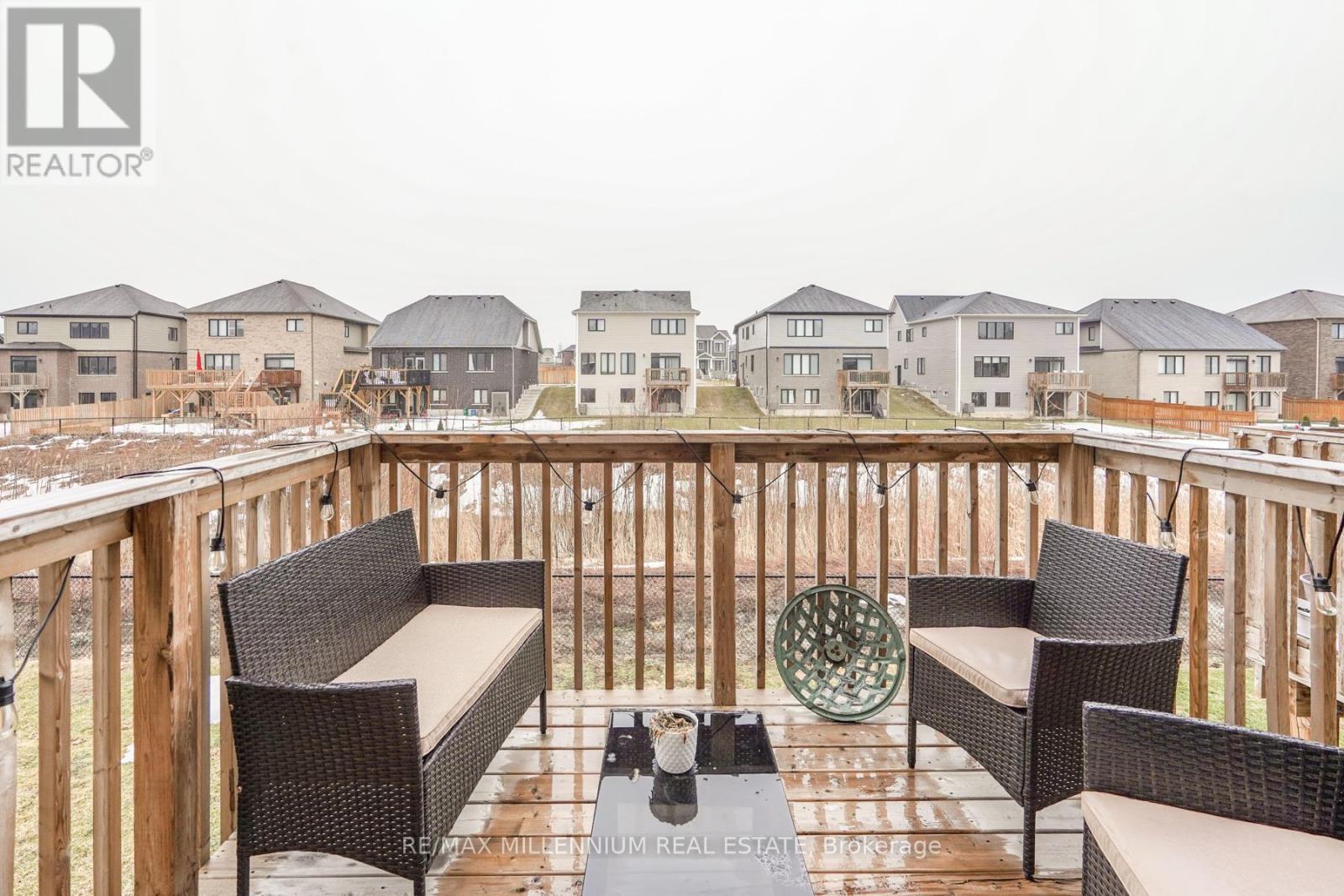 299 Vanilla Trail, Thorold, Ontario  L2V 0K8 - Photo 39 - X12863342