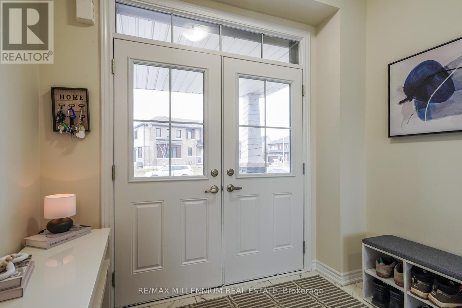 299 Vanilla Trail, Thorold, Ontario  L2V 0K8 - Photo 6 - X12863342