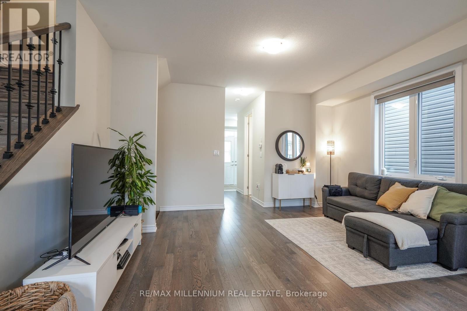 299 Vanilla Trail, Thorold, Ontario  L2V 0K8 - Photo 9 - X12863342