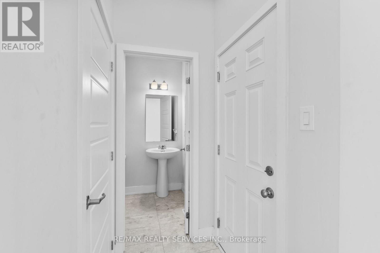 724 Rouncey Road, Ottawa, Ontario  K2S 1B6 - Photo 19 - X12863352