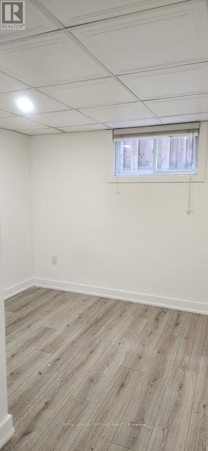 Basement Room For Rent - 102 Laurier Avenue, Hamilton, Ontario  L9C 3S4 - Photo 6 - X12863378