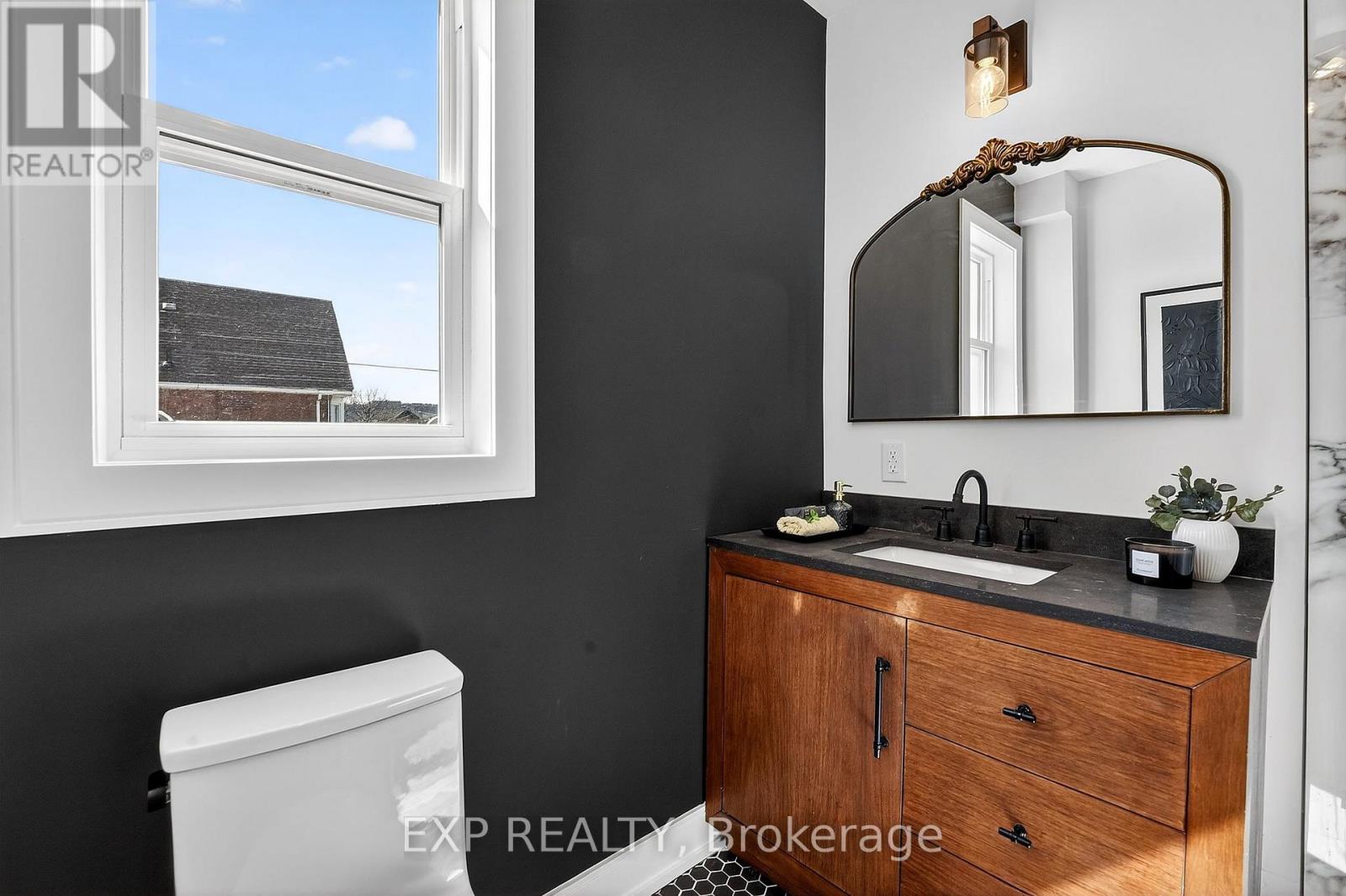 142 Avondale Estates, Hamilton, Ontario  L8L 7C2 - Photo 28 - X12863454