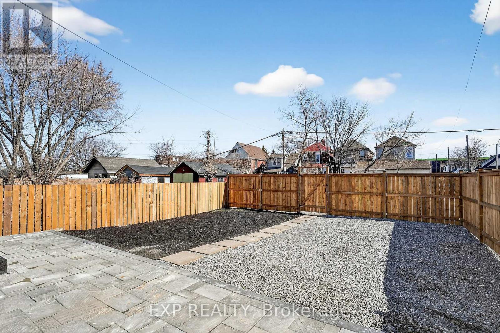 142 Avondale Estates, Hamilton, Ontario  L8L 7C2 - Photo 44 - X12863454