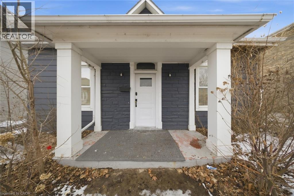 194 Brant Avenue, Brantford, Ontario  N3T 3H9 - Photo 7 - 40809822