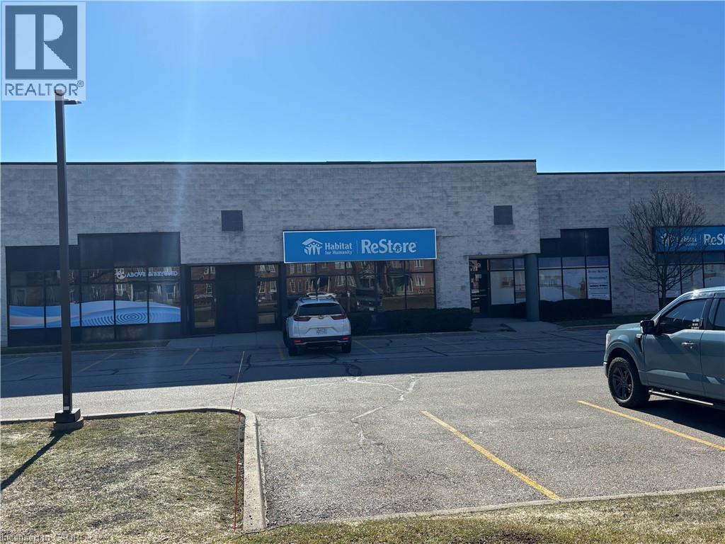 1800 Appleby Line Unit# 8, Burlington, Ontario  L7L 6A1 - Photo 3 - 40794543