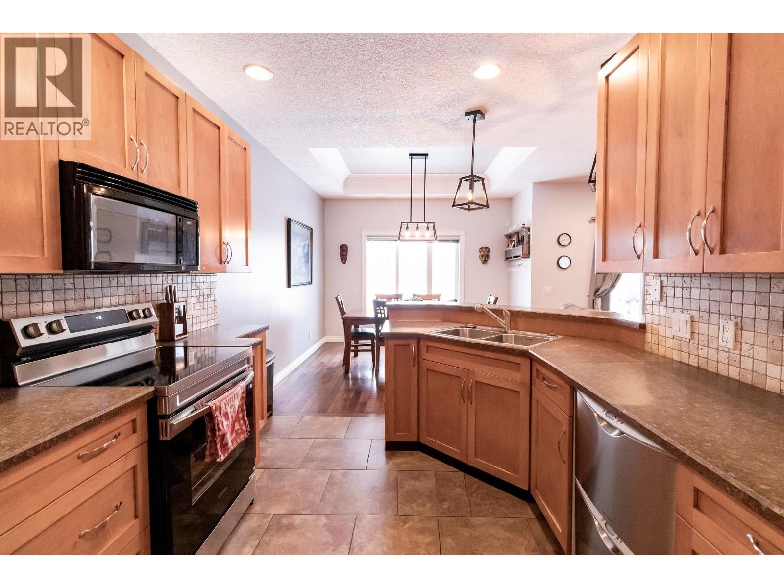 11007 88a Street, Fort St. John, British Columbia  V1J 7G2 - Photo 10 - R3097399