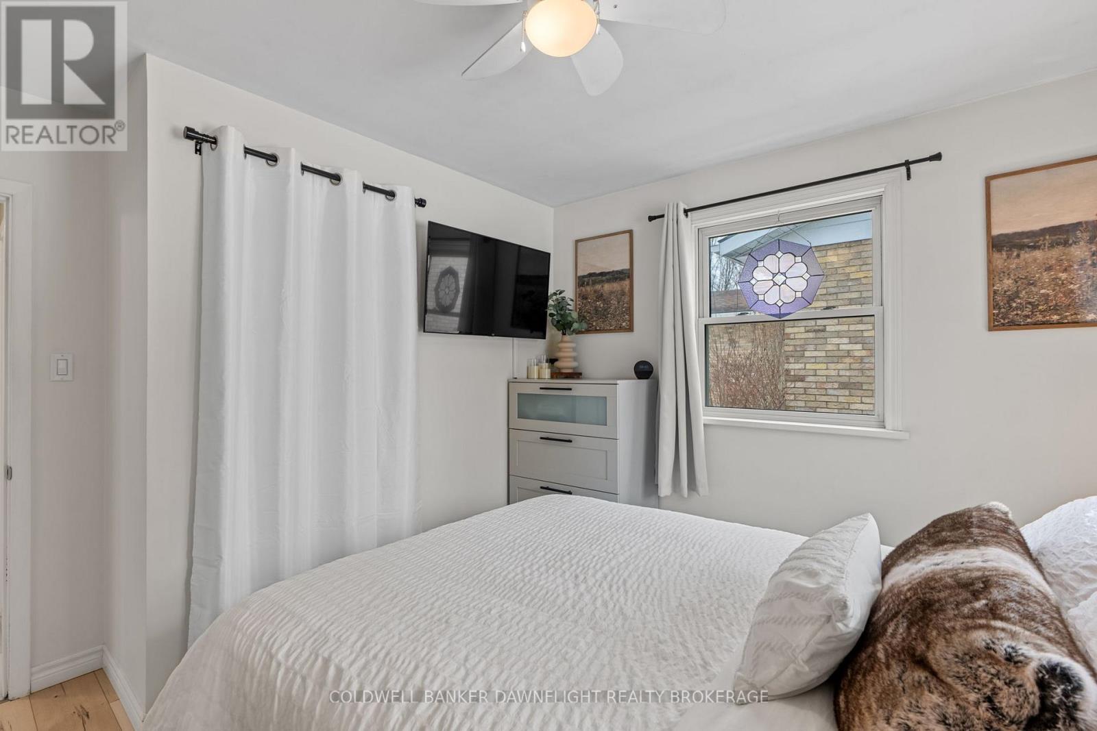 74 East William Street, Huron East, Ontario  N0K 1W0 - Photo 24 - X12863498