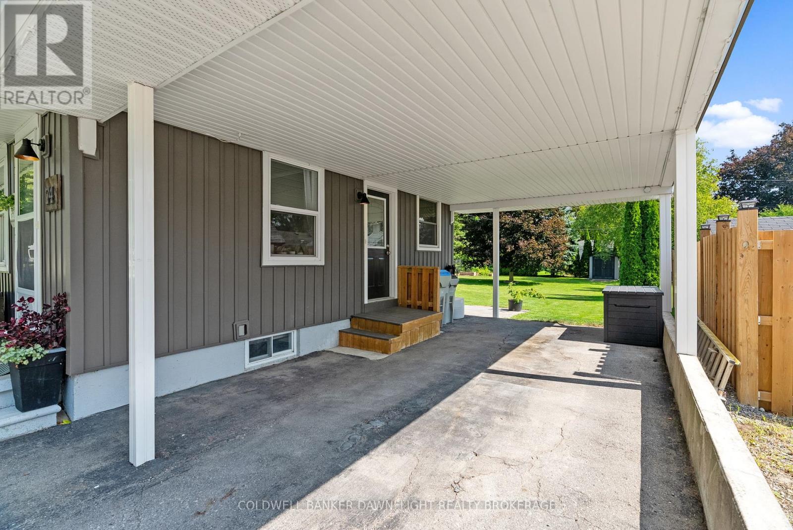 74 East William Street, Huron East, Ontario  N0K 1W0 - Photo 37 - X12863498