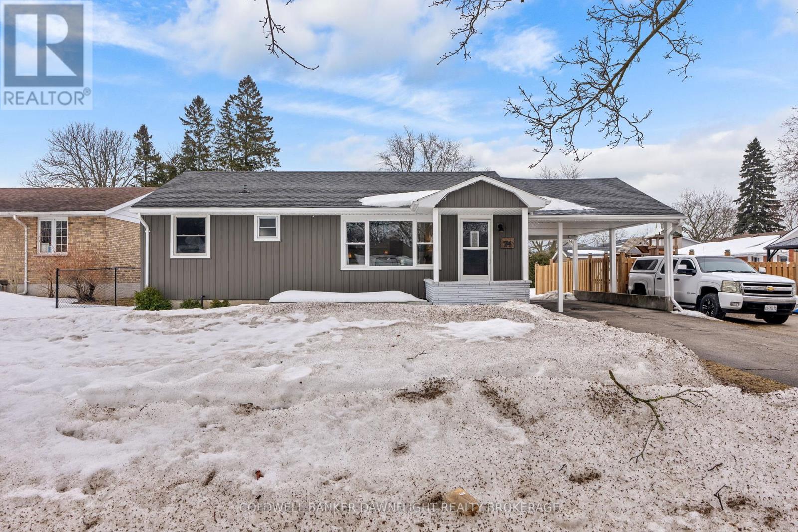 74 East William Street, Huron East, Ontario  N0K 1W0 - Photo 48 - X12863498