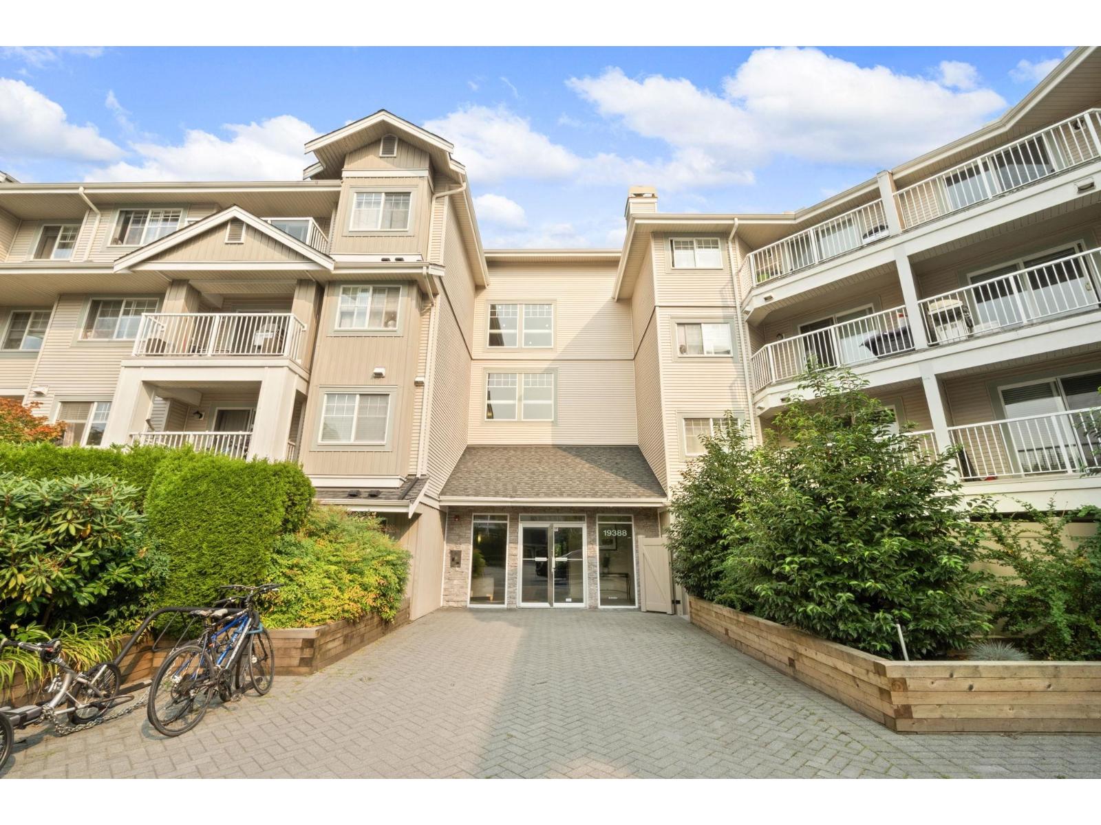 305 19388 65 Avenue, Surrey, British Columbia  V4N 5S1 - Photo 1 - R3097564