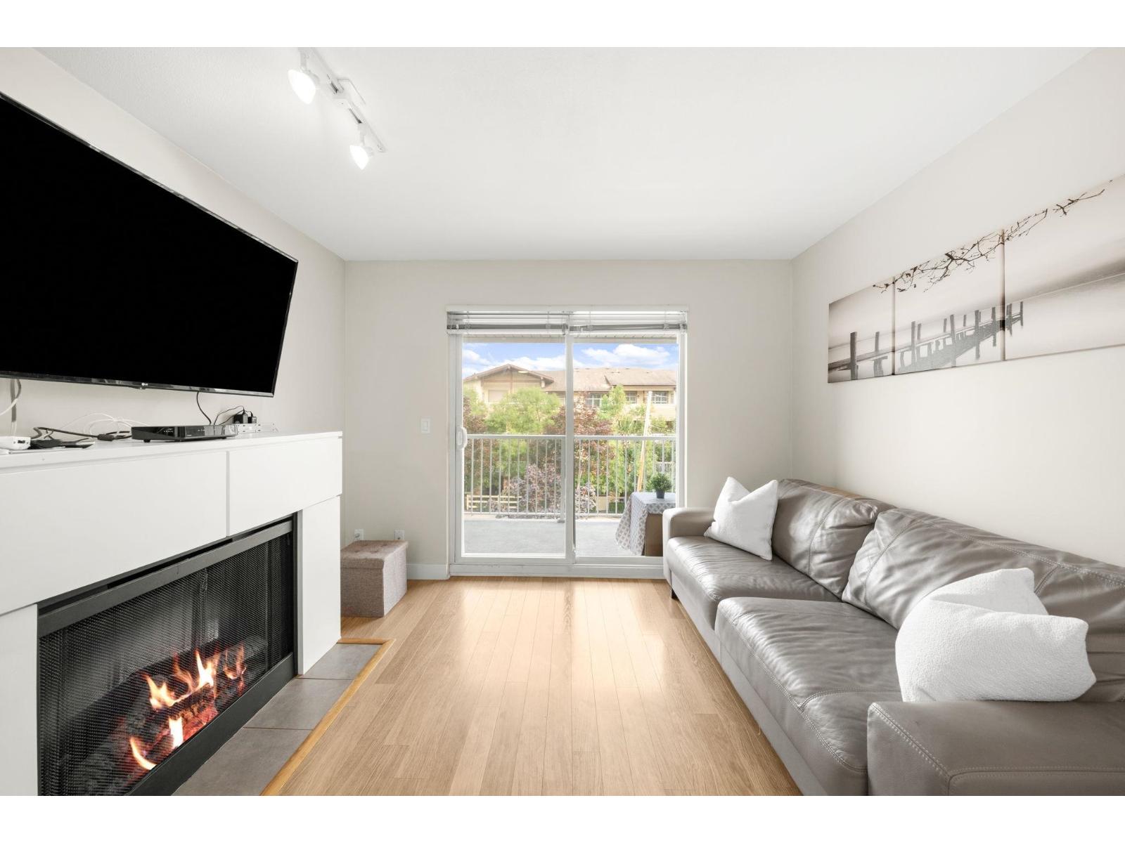 305 19388 65 Avenue, Surrey, British Columbia  V4N 5S1 - Photo 4 - R3097564