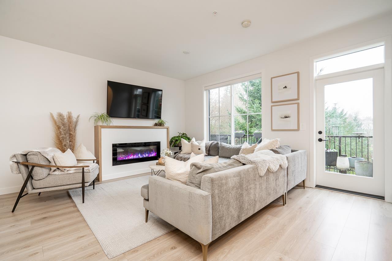 8 7937 206 Street, Langley, British Columbia  V2Y 1X6 - Photo 3 - R3097328