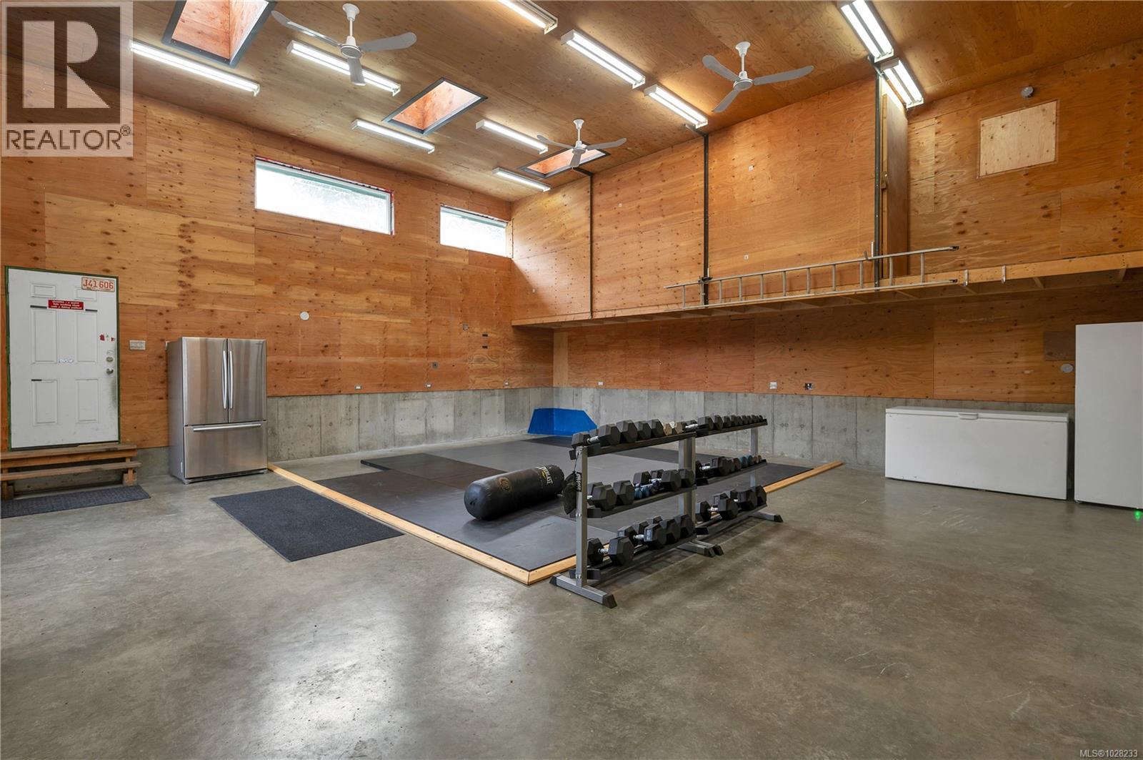 1527 Hyacinthe Bay Rd, Quadra Island, British Columbia  V0P 1H0 - Photo 3 - 1028233