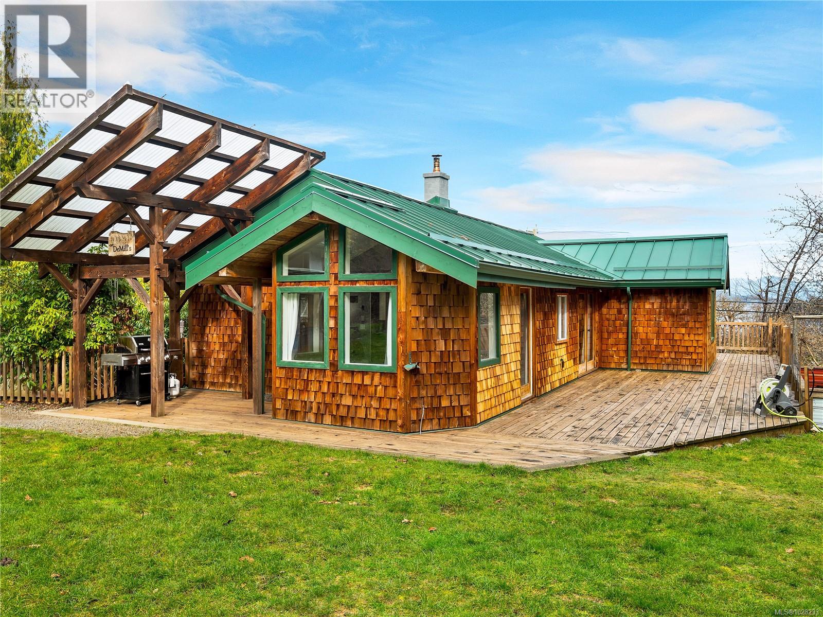 1527 Hyacinthe Bay Rd, Quadra Island, British Columbia  V0P 1H0 - Photo 6 - 1028233