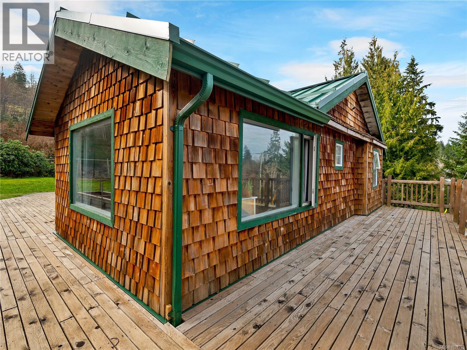 1527 Hyacinthe Bay Rd, Quadra Island, British Columbia  V0P 1H0 - Photo 46 - 1028233