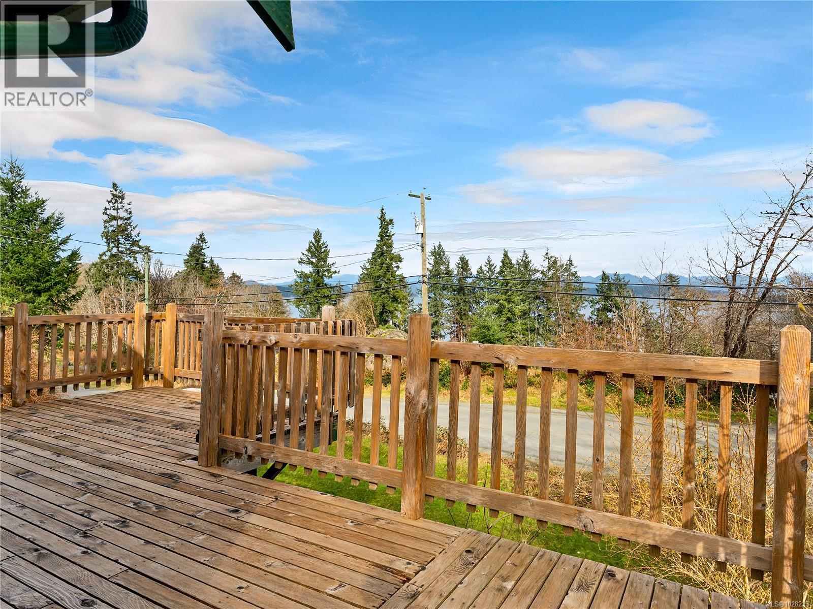 1527 Hyacinthe Bay Rd, Quadra Island, British Columbia  V0P 1H0 - Photo 48 - 1028233