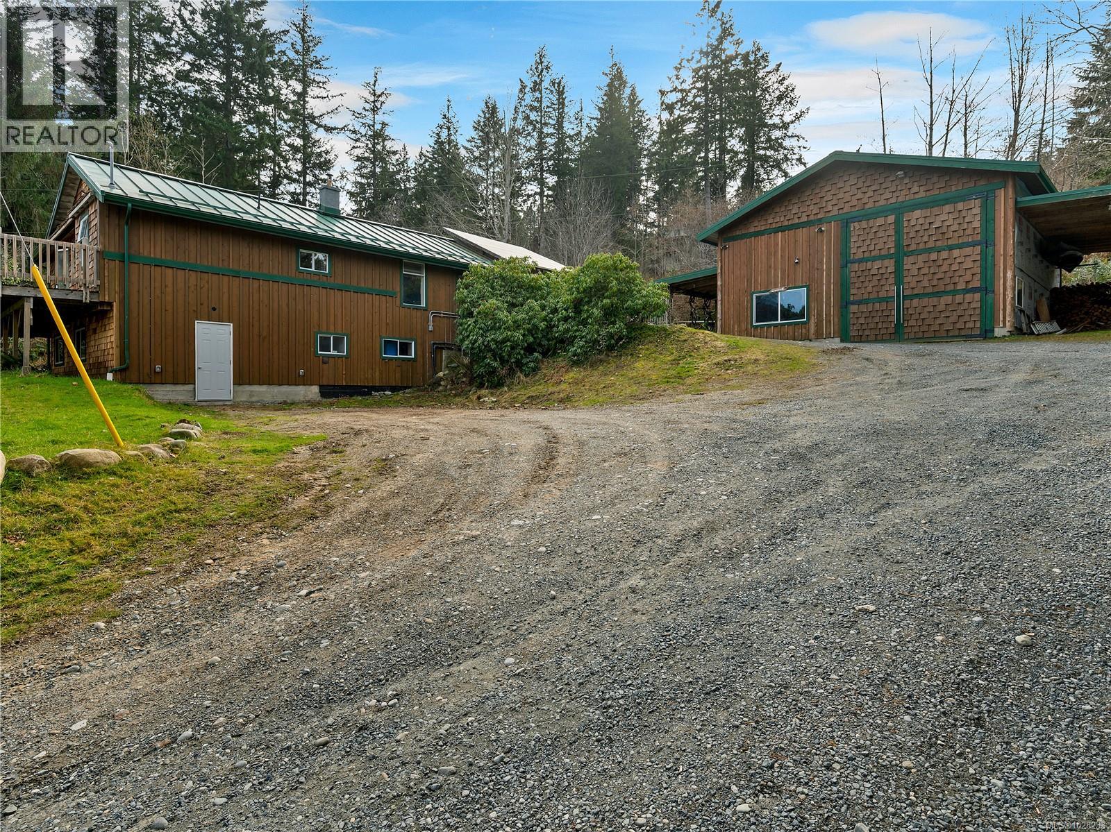 1527 Hyacinthe Bay Rd, Quadra Island, British Columbia  V0P 1H0 - Photo 5 - 1028233