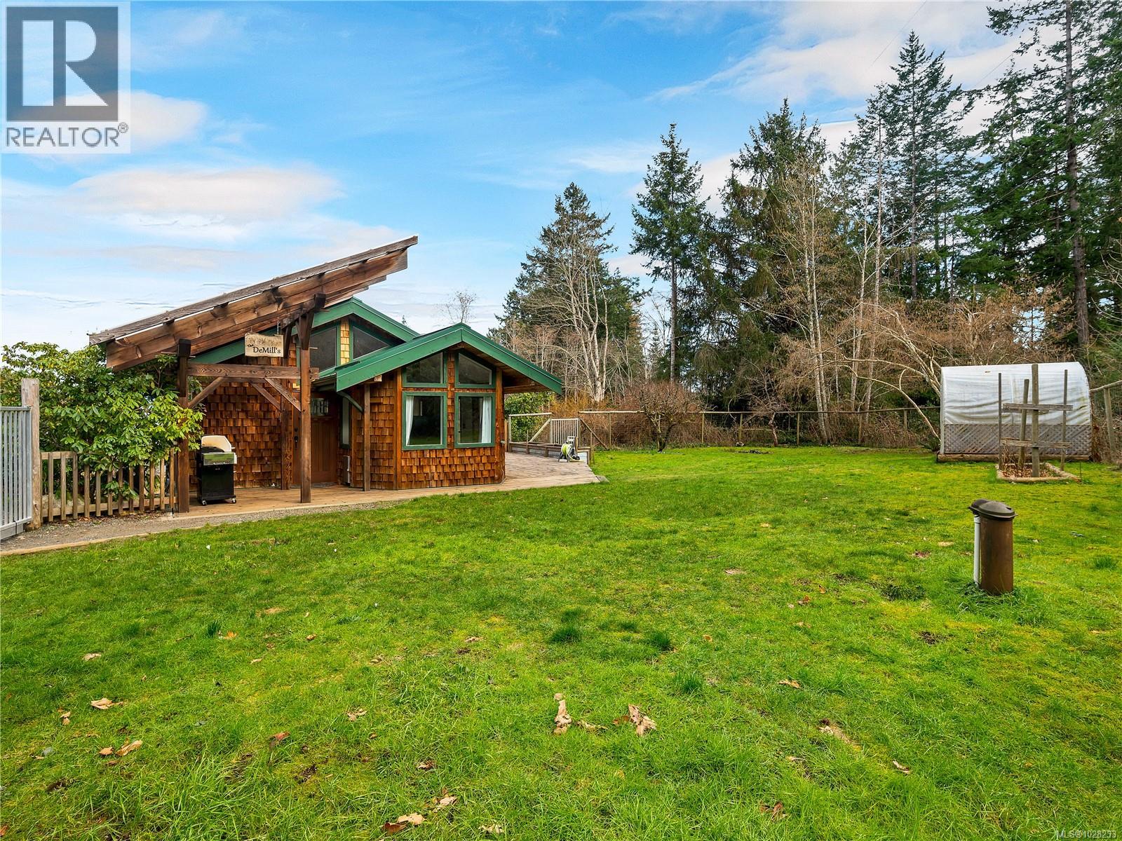 1527 Hyacinthe Bay Rd, Quadra Island, British Columbia  V0P 1H0 - Photo 43 - 1028233