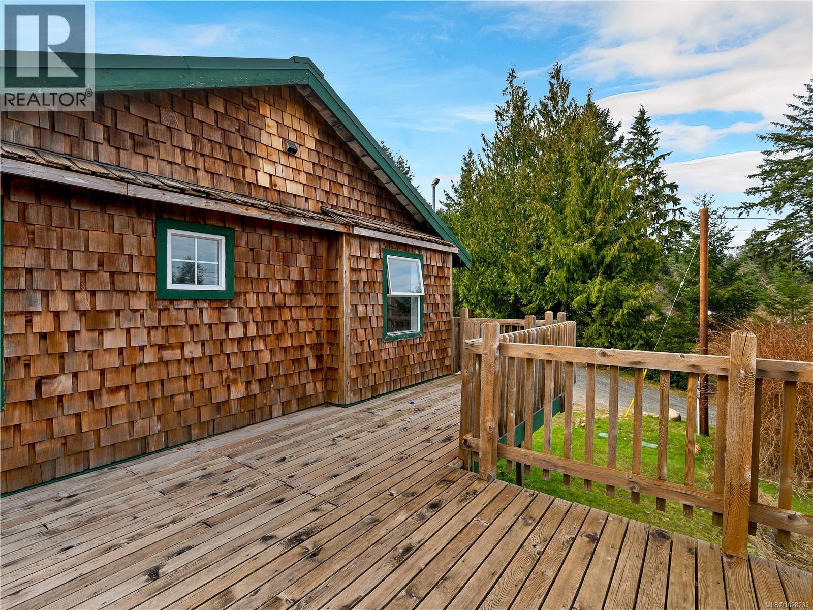 1527 Hyacinthe Bay Rd, Quadra Island, British Columbia  V0P 1H0 - Photo 47 - 1028233