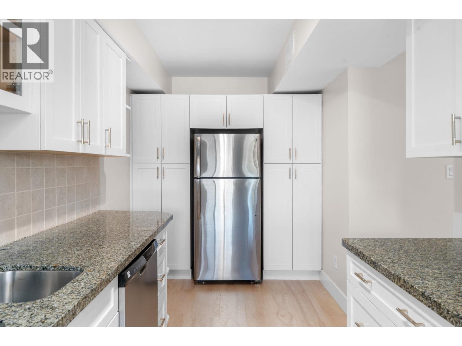 1001 Old Lillooet Road, North Vancouver, British Columbia  V7J 3H6 - Photo 15 - R3097577