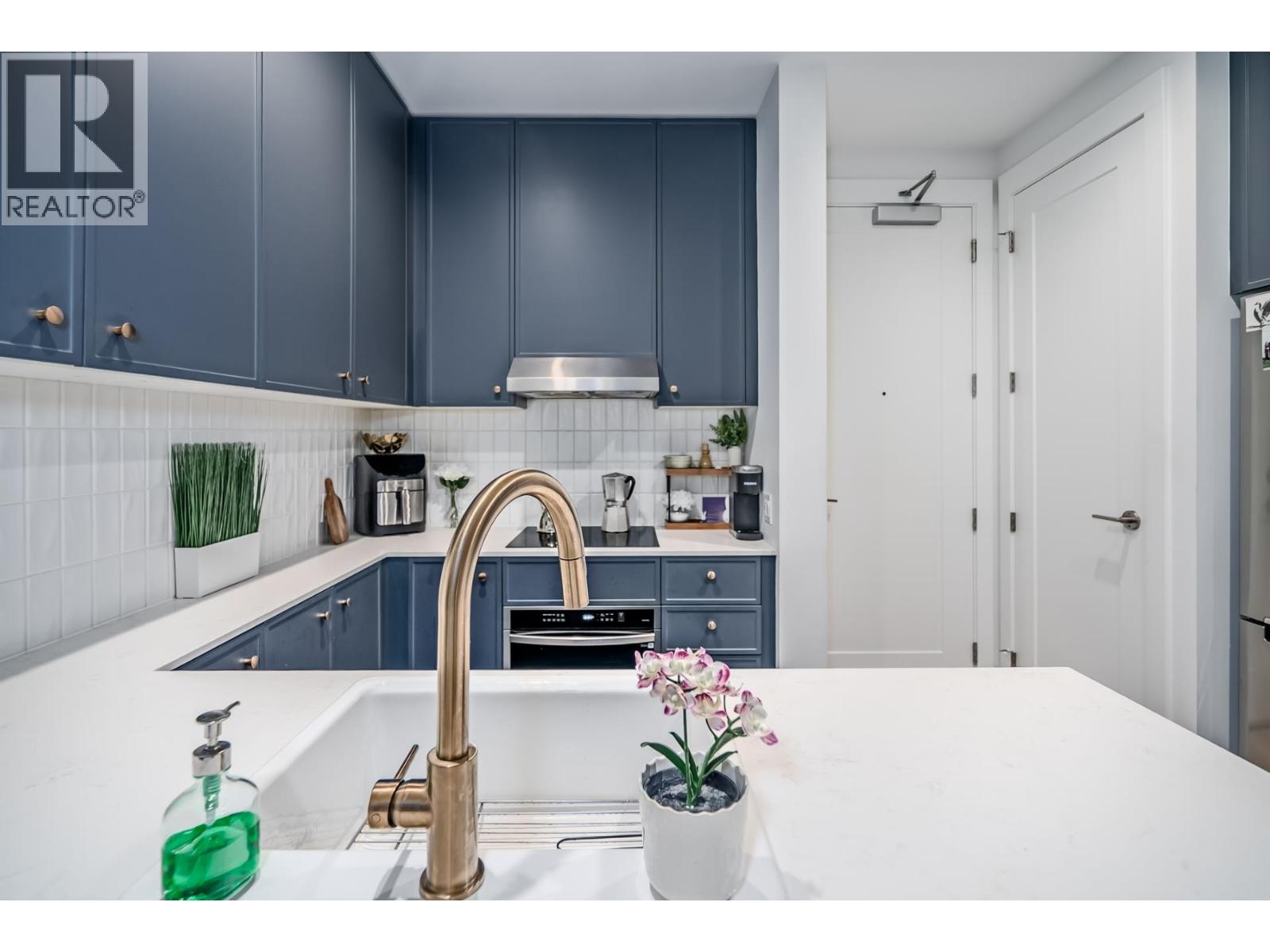 213 708 Edgar Avenue, Coquitlam, British Columbia  V3K 0H3 - Photo 10 - R3097582