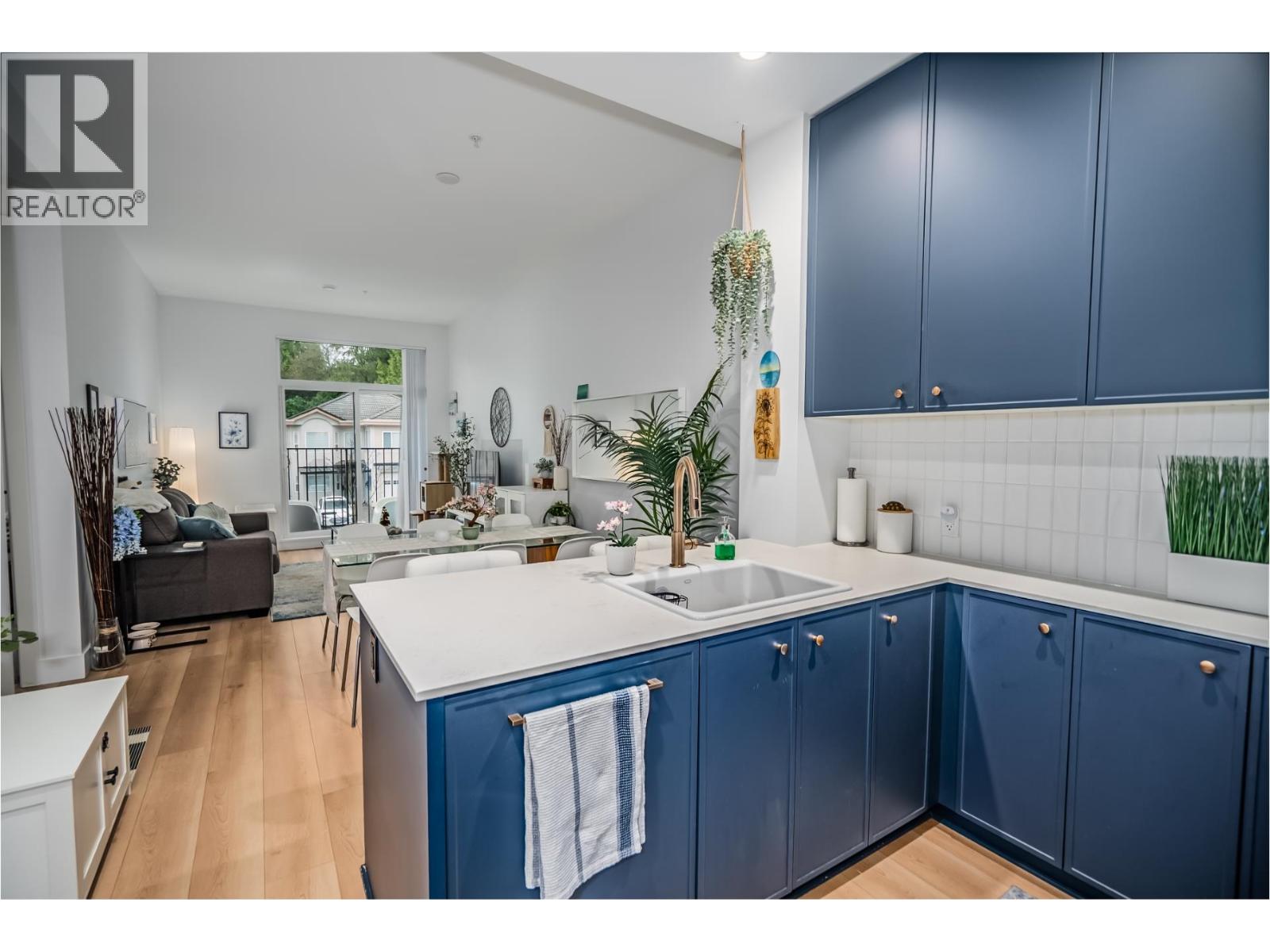 213 708 Edgar Avenue, Coquitlam, British Columbia  V3K 0H3 - Photo 11 - R3097582