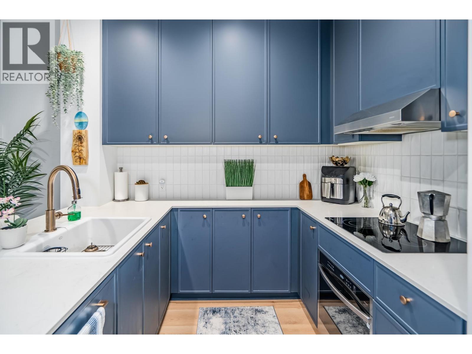 213 708 Edgar Avenue, Coquitlam, British Columbia  V3K 0H3 - Photo 9 - R3097582