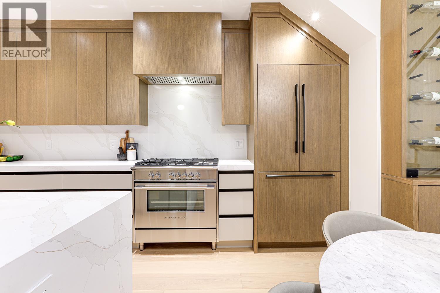 1 1990 Venables Street, Vancouver, British Columbia  V5L 2H8 - Photo 10 - R3097586