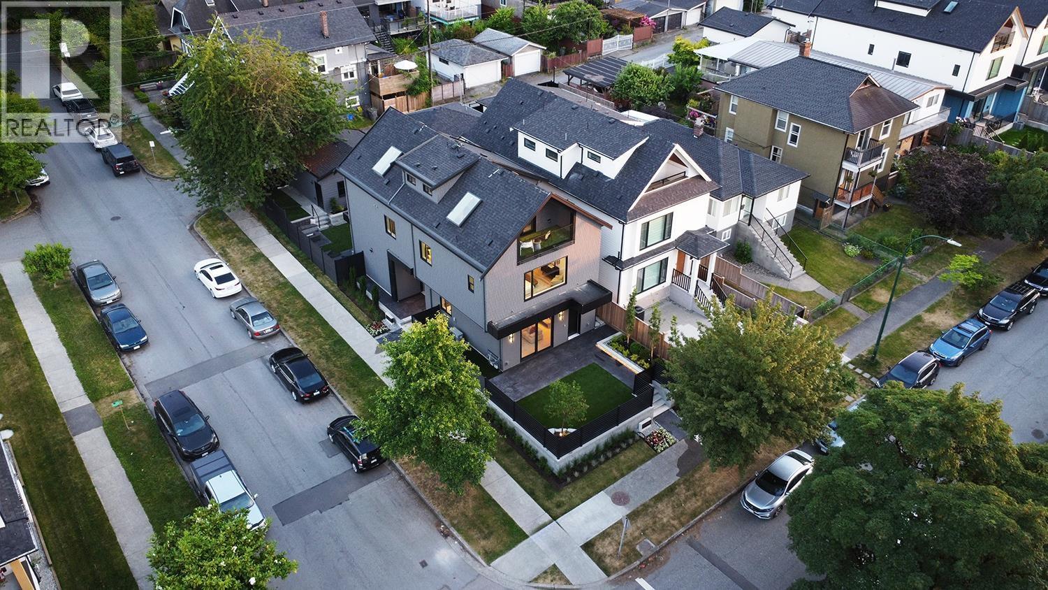 1 1990 Venables Street, Vancouver, British Columbia  V5L 2H8 - Photo 2 - R3097586