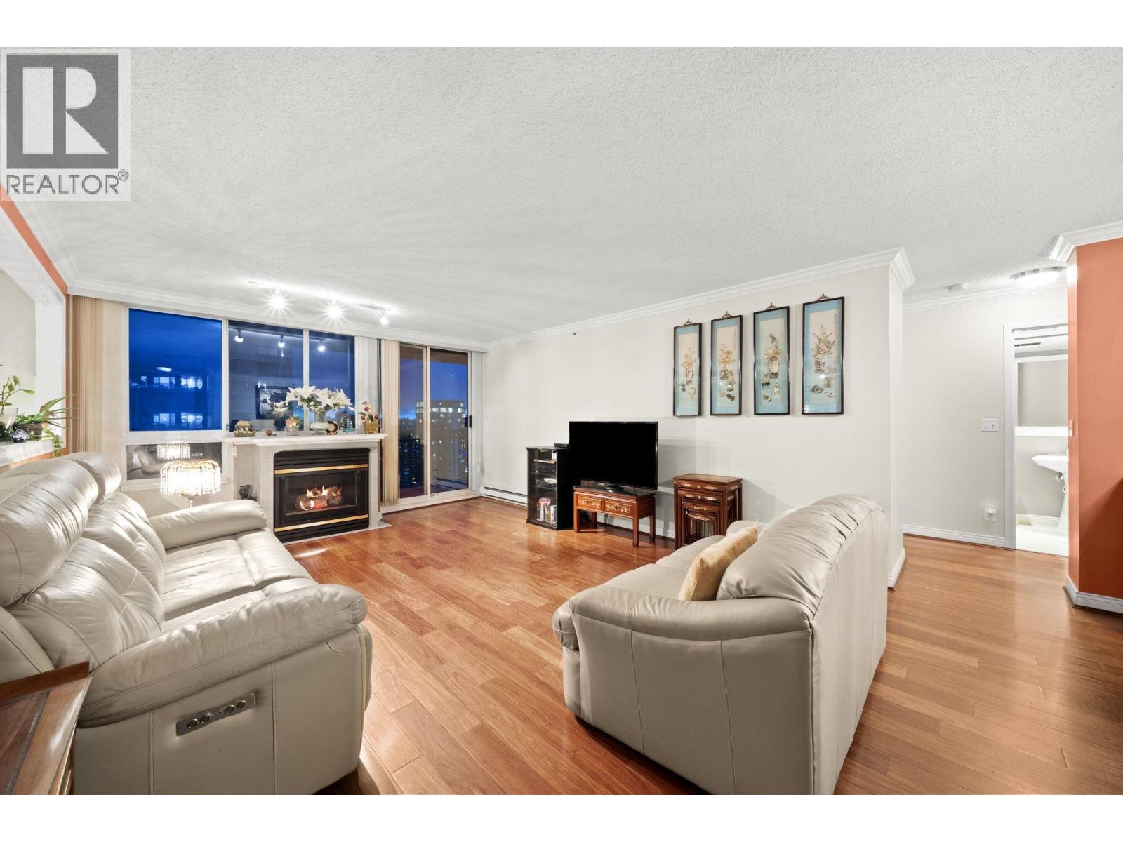 1801 555 Austin Avenue, Coquitlam, British Columbia  V3K 6R8 - Photo 1 - R3097610