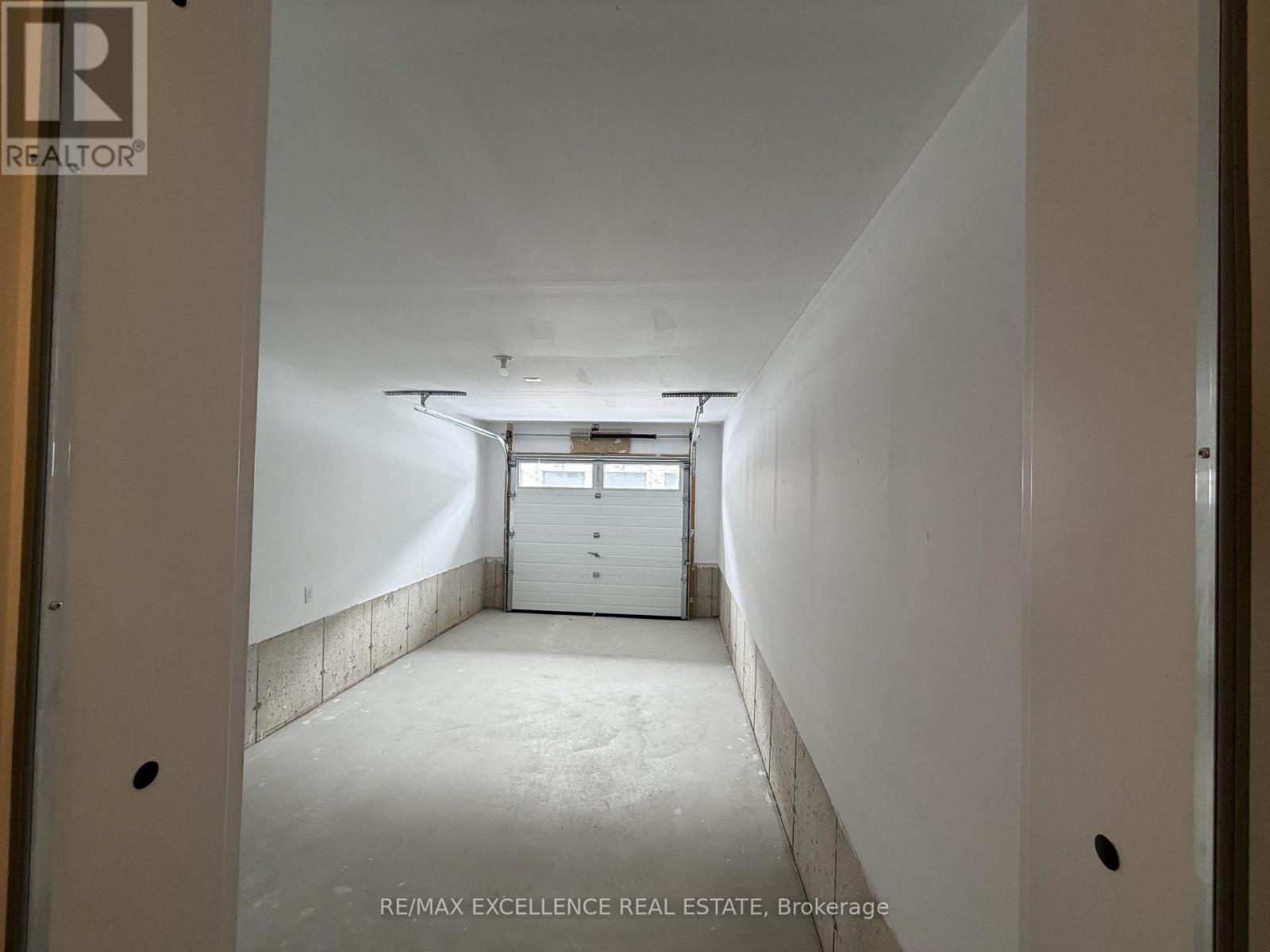 176 Petch Avenue, Caledon, Ontario  L7C 1Z9 - Photo 4 - W12785314