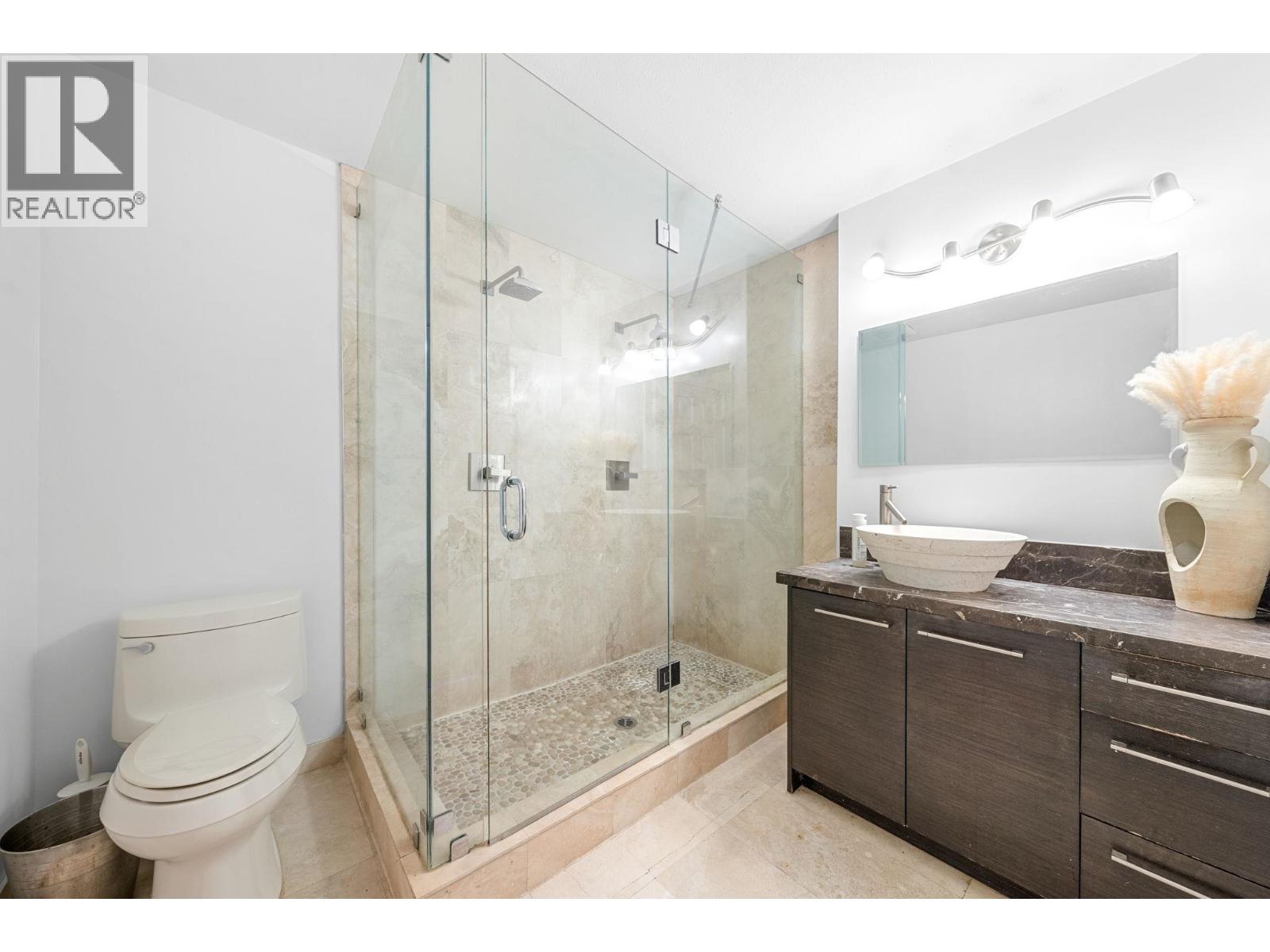 4869 Capilano Road, North Vancouver, British Columbia  V7R 4K4 - Photo 13 - R3097611