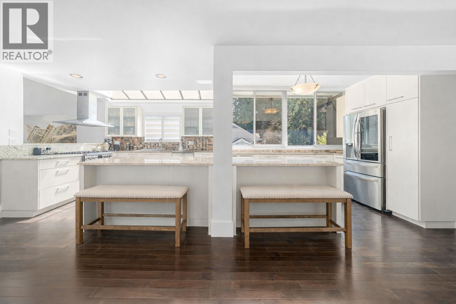 4869 Capilano Road, North Vancouver, British Columbia  V7R 4K4 - Photo 7 - R3097611