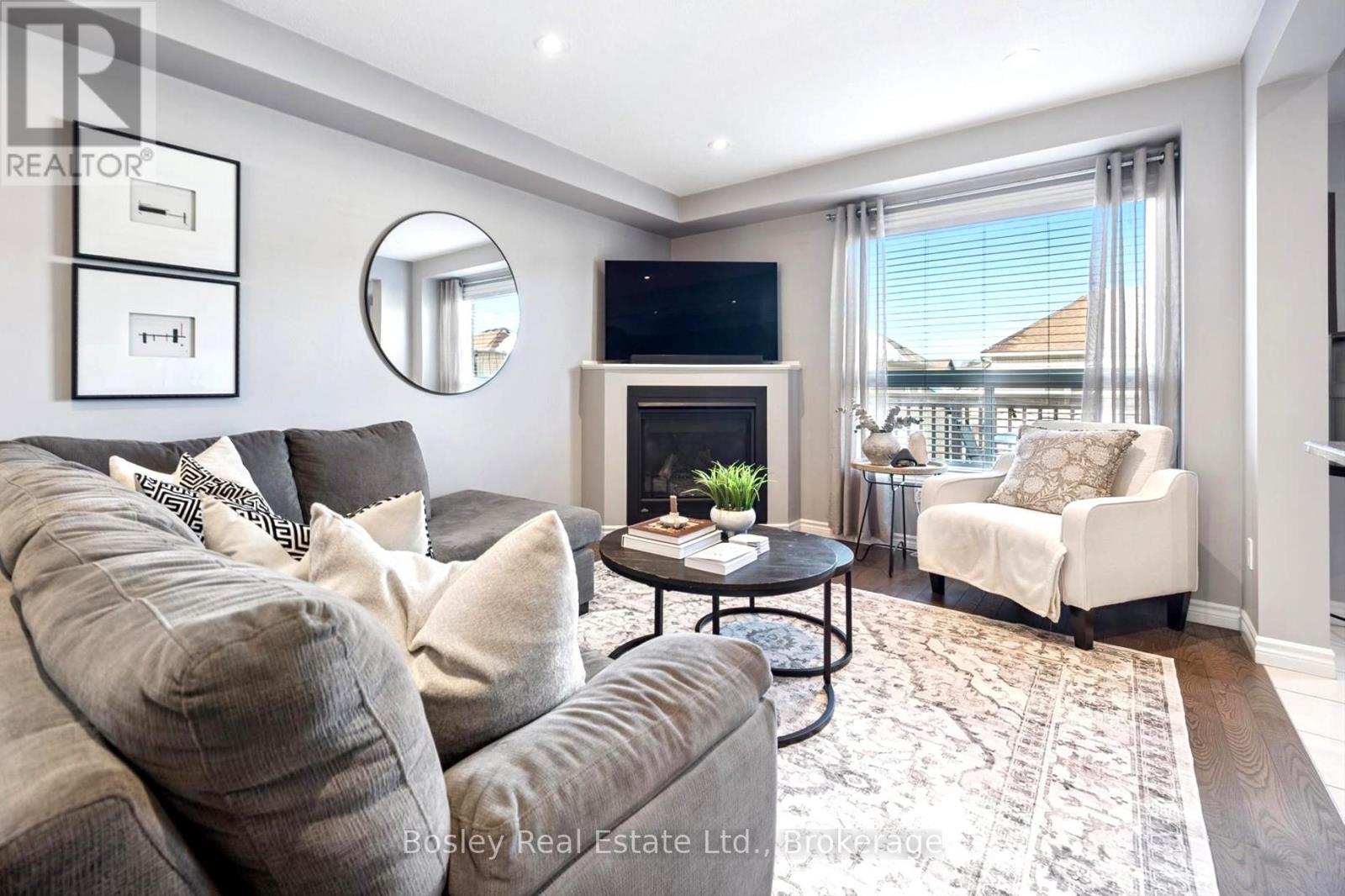 32 Jeffrey Drive, Guelph, Ontario  N1E 0M4 - Photo 8 - X12863510