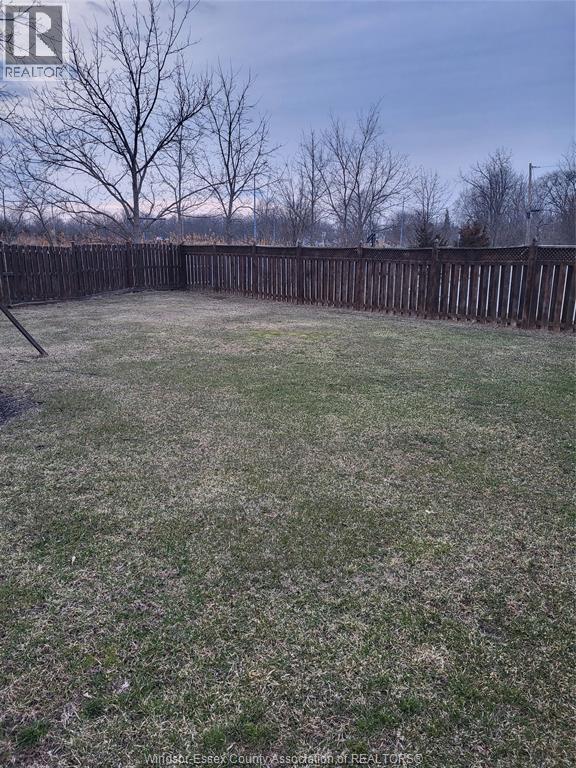 569 Sarah Court, Windsor, Ontario  N9G 2Y8 - Photo 3 - 26004821