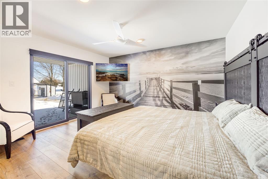 747 Broadway Street, Plympton-Wyoming, Ontario  N0N 1T0 - Photo 16 - 26002353