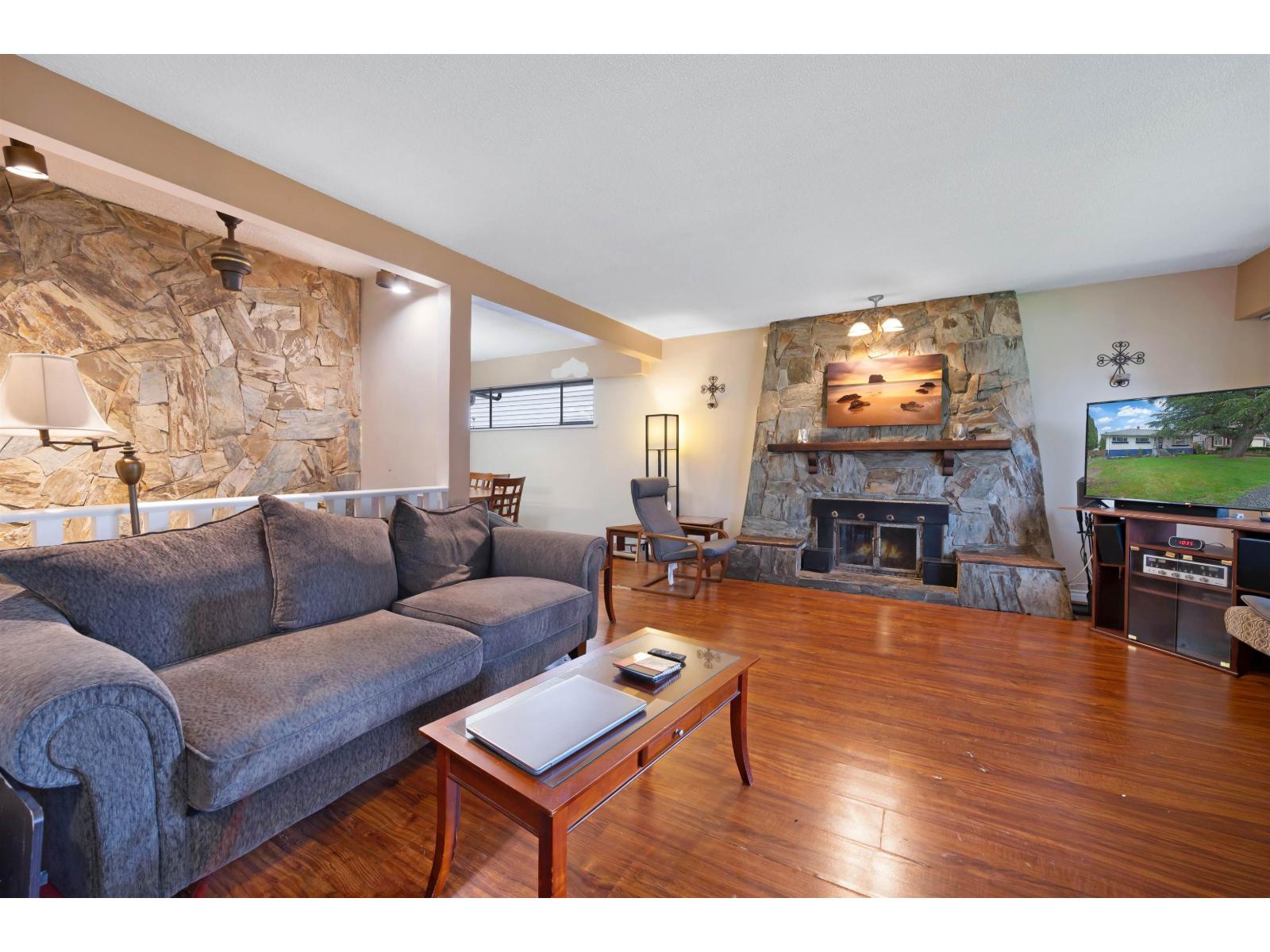 12919 98a Avenue, Surrey, British Columbia  V3T 1C3 - Photo 6 - R3090641