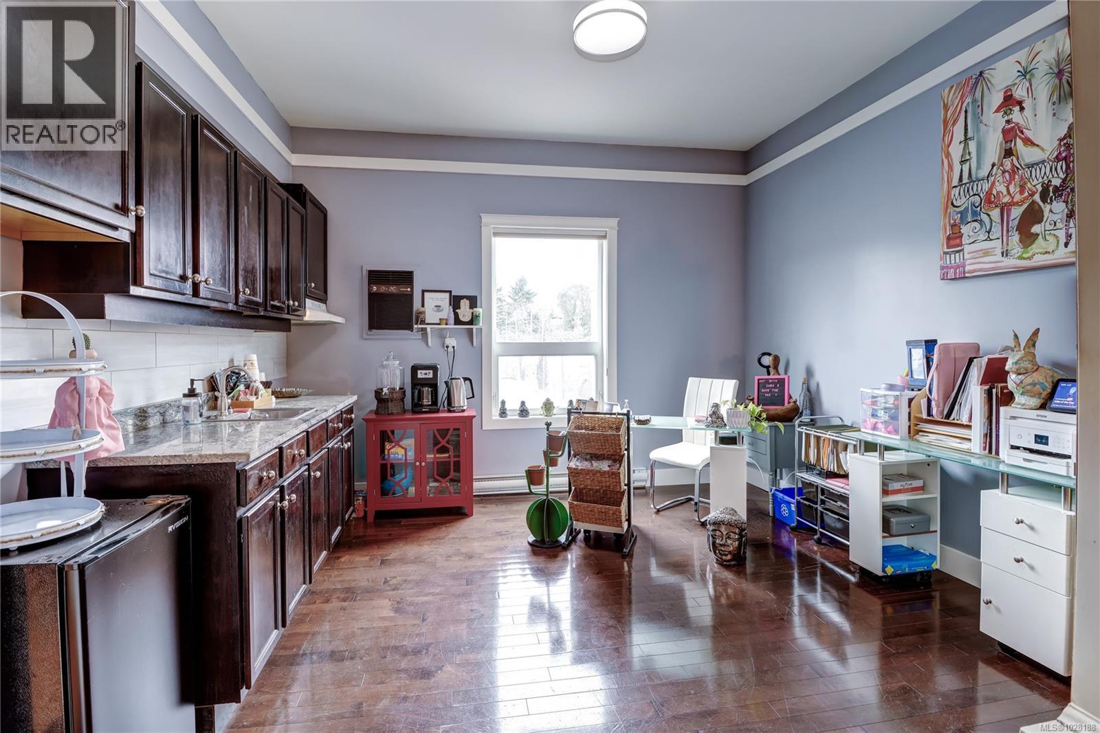 83-87 Commercial St, Nanaimo, British Columbia  V9R 5G3 - Photo 20 - 1028188