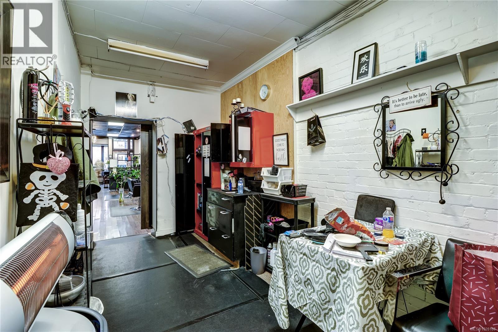 83-87 Commercial St, Nanaimo, British Columbia  V9R 5G3 - Photo 32 - 1028188