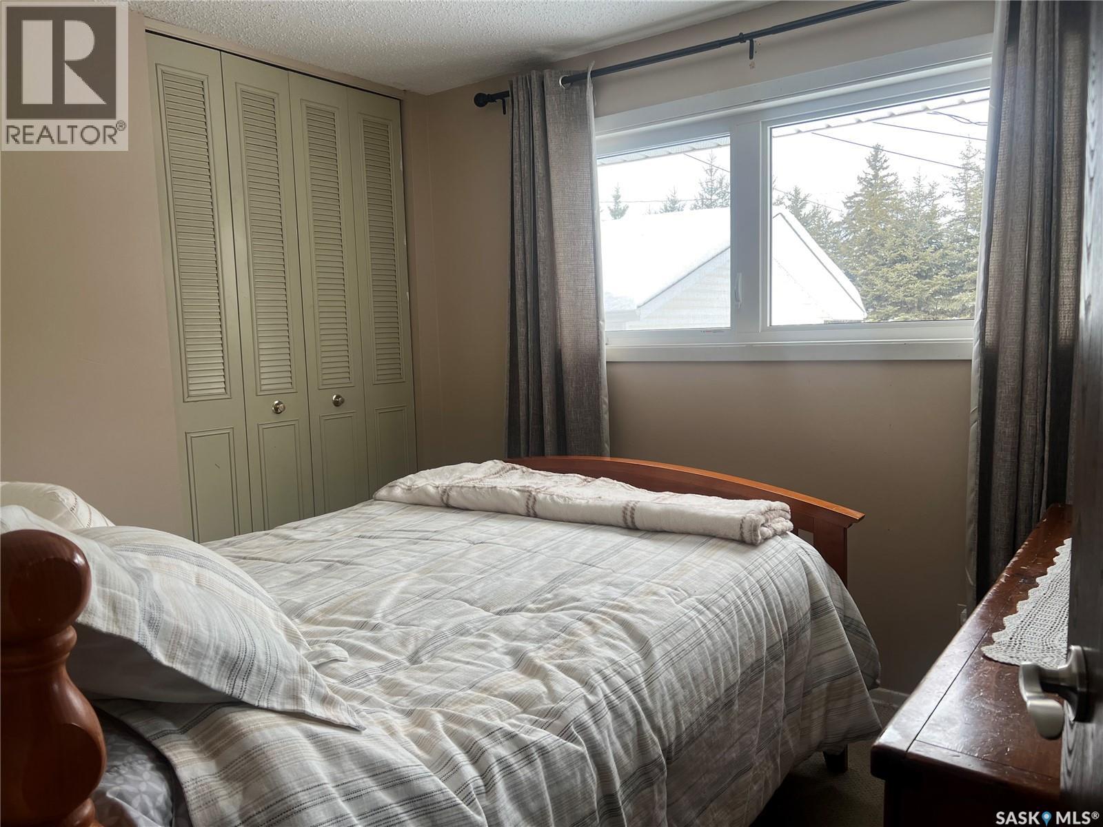 322 Oak Street, Porcupine Plain, Saskatchewan  S0E 1H0 - Photo 13 - SK030003