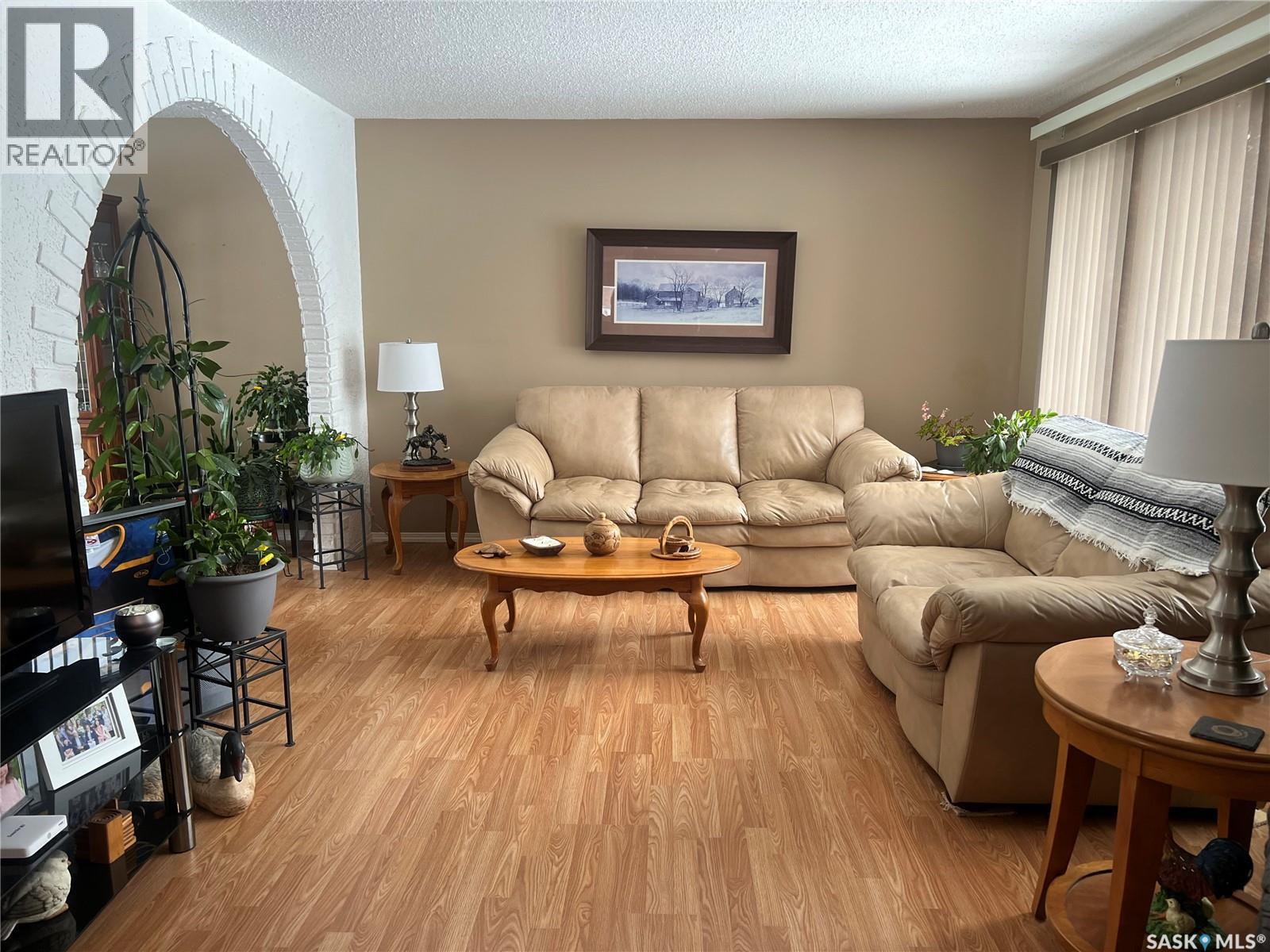 322 Oak Street, Porcupine Plain, Saskatchewan  S0E 1H0 - Photo 8 - SK030003