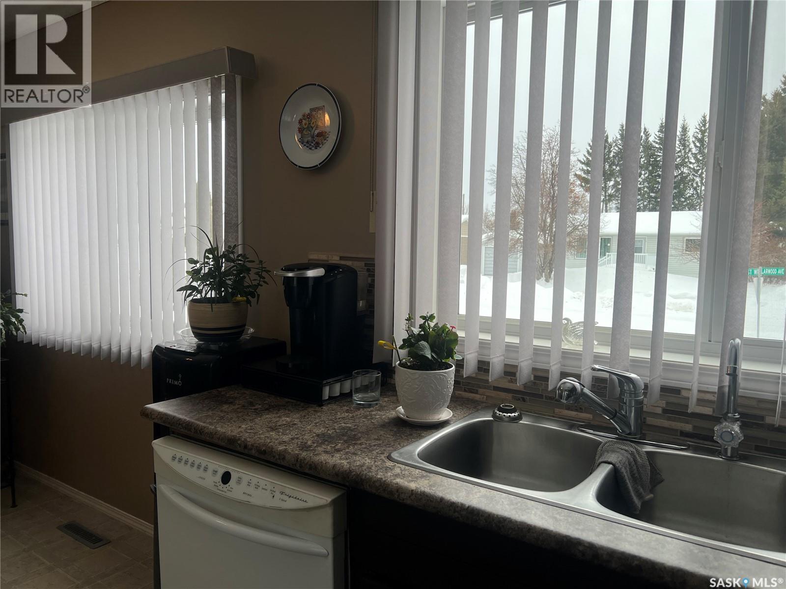 322 Oak Street, Porcupine Plain, Saskatchewan  S0E 1H0 - Photo 6 - SK030003