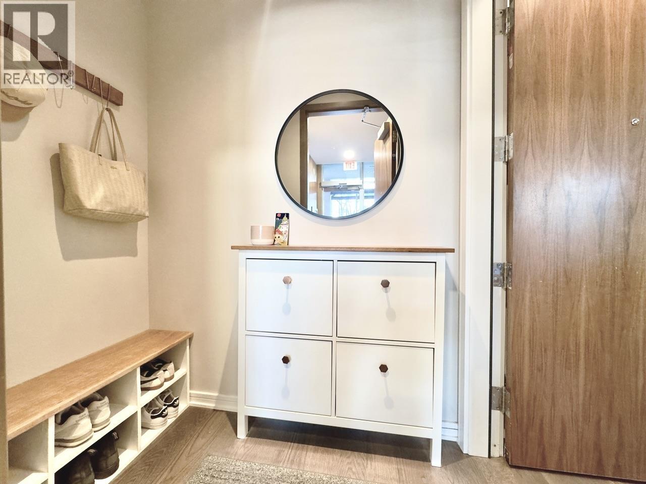 102 128 Athletes Way, Vancouver, British Columbia  V5Y 0B5 - Photo 4 - R3097452