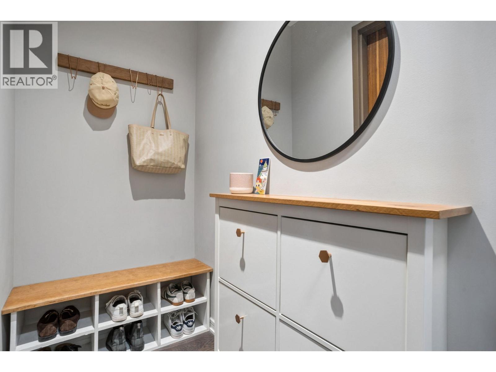 102 128 Athletes Way, Vancouver, British Columbia  V5Y 0B5 - Photo 5 - R3097452