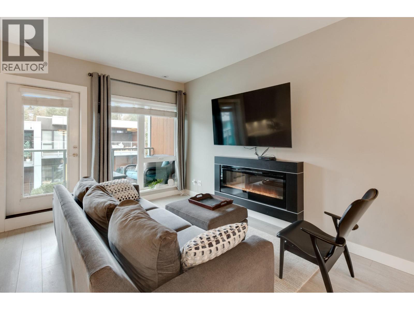 32 3595 Salal Drive, North Vancouver, British Columbia  V7G 0A7 - Photo 3 - R3095313