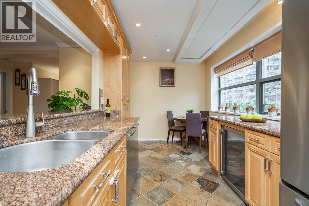 304 1233 Beach Avenue, Vancouver, British Columbia  V6E 1V4 - Photo 8 - R3096859